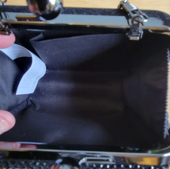 Purse Mini Kisslock Glittery Cocktail party crossbody/hand held purse. 😍 - Picture 9 of 10